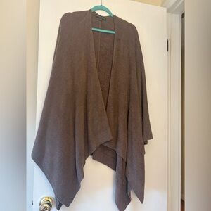Barefoot Dreams one size wrap